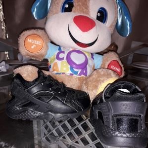 Nike Harauchis SOLD!